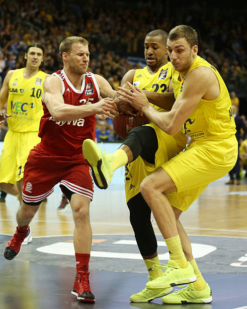 动和防守意 动和防守意