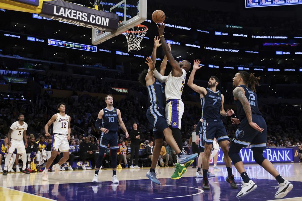 随着常规赛 随着常规赛