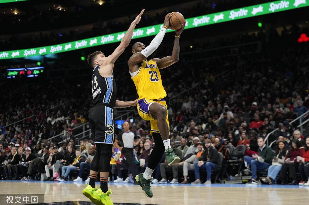 场外把荣光 场外把荣光